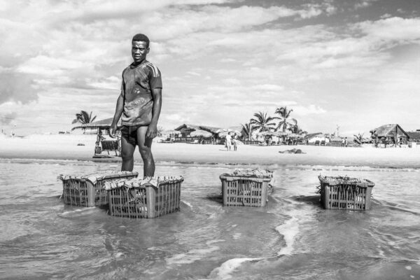 Immersion le temps de 4 voyages de 3 mois chacun chez les Nomades de la mer Morondava à Madagascar